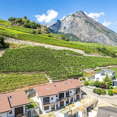 Villa Mitoyenne Proche Des Bains