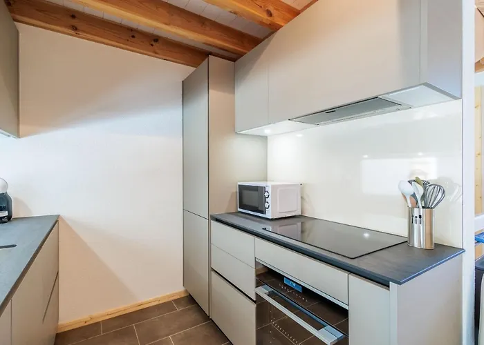 Mitoyenne Proche Des Bains Villa *