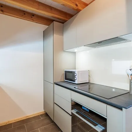 Mitoyenne Proche Des Bains Villa *